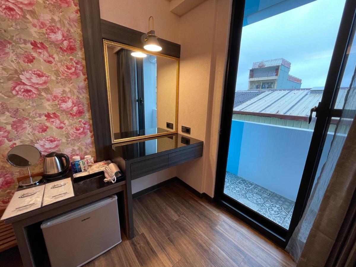 Weifeng Boutique Business Hotel - Zhanqian Branch Pingtung Zewnętrze zdjęcie